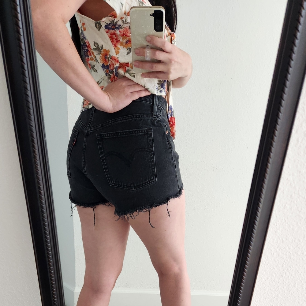 Women's Levi’s Vintage black Shorts 501 size 30